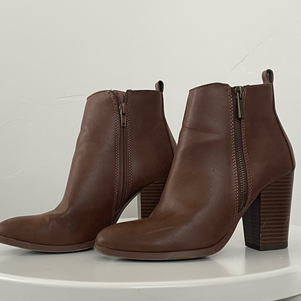 Tan Heeled Boots